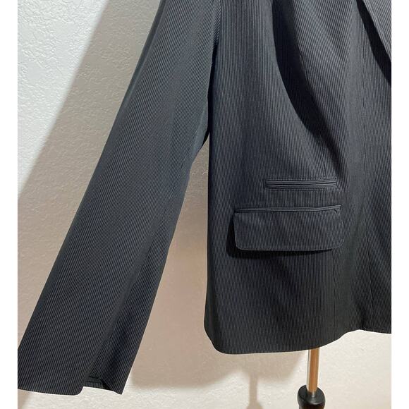 Lane Bryant Size 22 Black Pinstriped Two-Button Blazer Lined Pockets Business - Picture 3 of 6